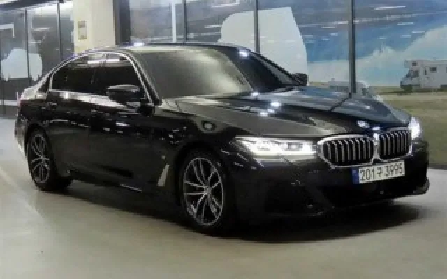 인천중고할부차 5시리즈 (G30) 520i M 스포츠 매물 사진 12 - 2023/08 23,247km